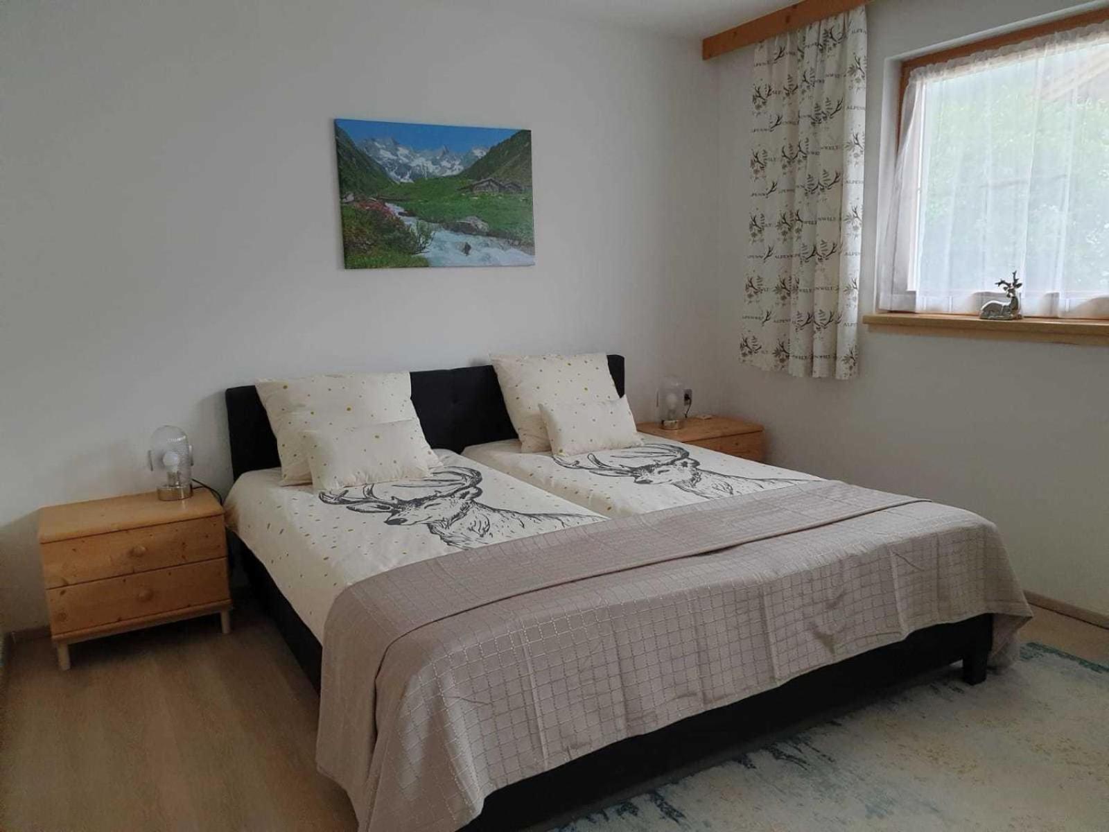 Haus Anna Ein Haus Mit Herz Fliess Room photo