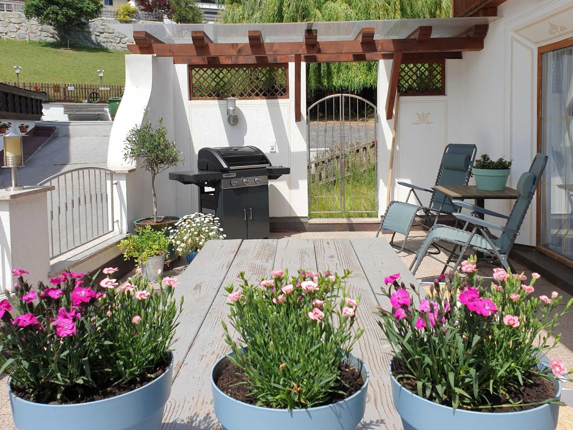 Haus Anna Ein Haus Mit Herz Fliess Room photo